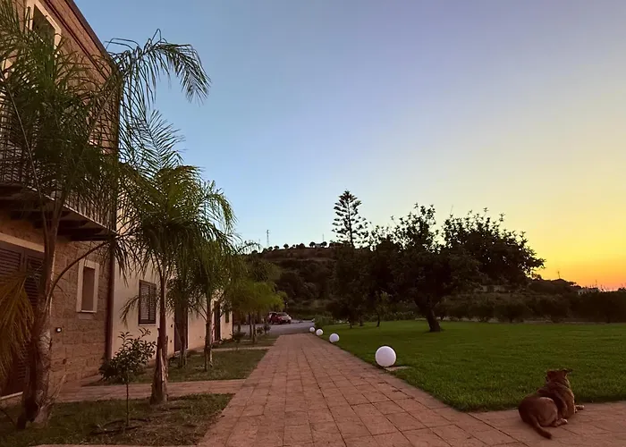 Casale Morillo * Campofelice Di Roccella